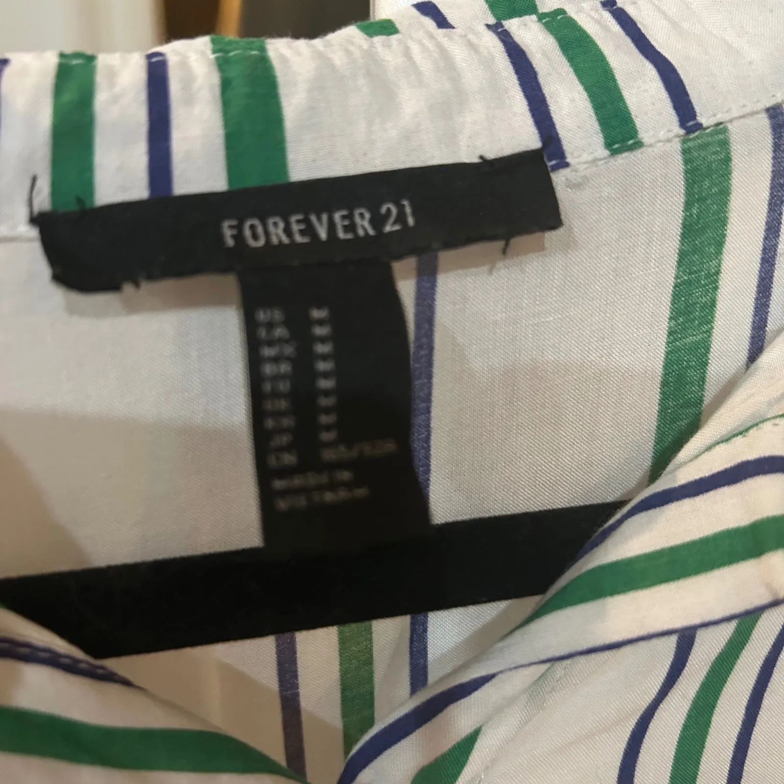 Forever 21 Striped Tie-Front Top Long Sleeve Button Down Shirt Medium 100% Rayon - Image 7