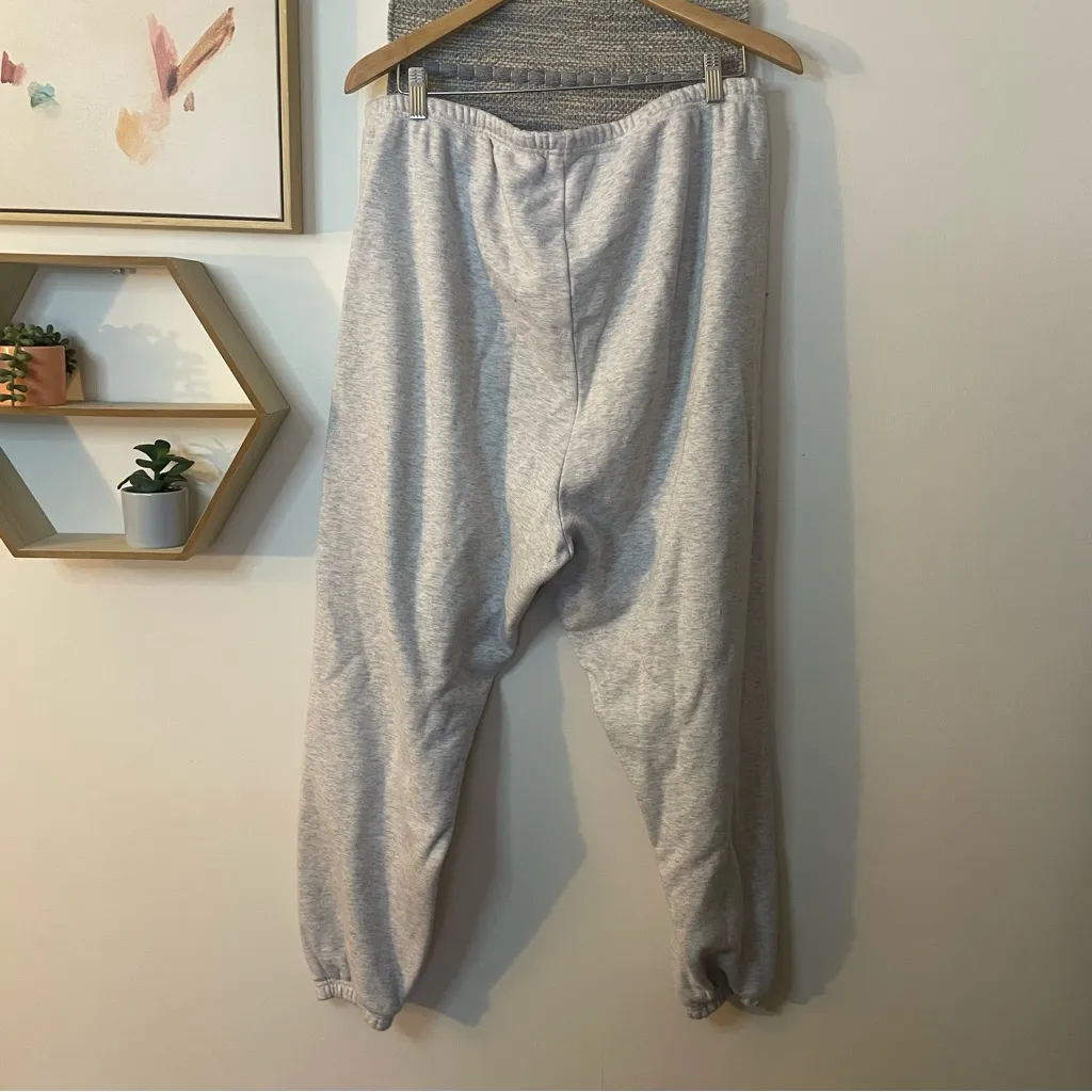 Skims Sweatpants XL - Image 2