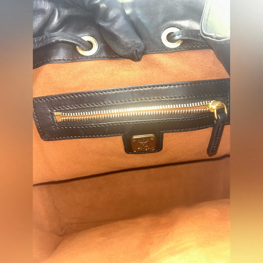 MCM Vintage Black Leather Studded Backpack with Gold-Tone Hardware - Image 5