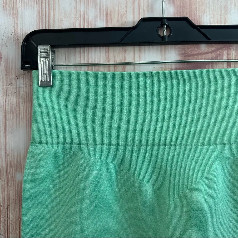 SheIn  Mint Green Seamless Two Piece Shorts & Crop Top Set - Image 8