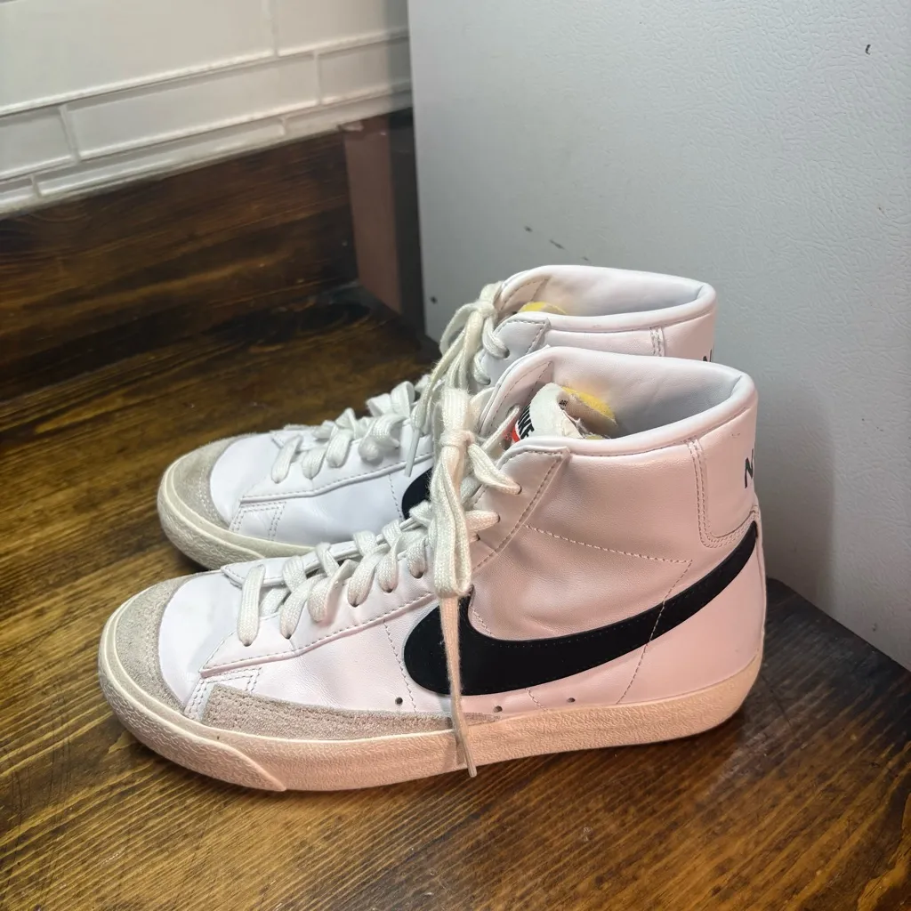 Nike White Mid Blazer Sneakers Size 7.5 - Image 2