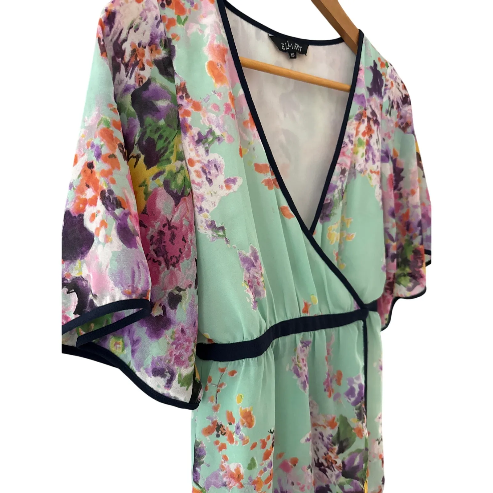 Elliatt Overindulgence Whimsy Multicolor Floral Wrap Romper Size XS‎ - Image 5