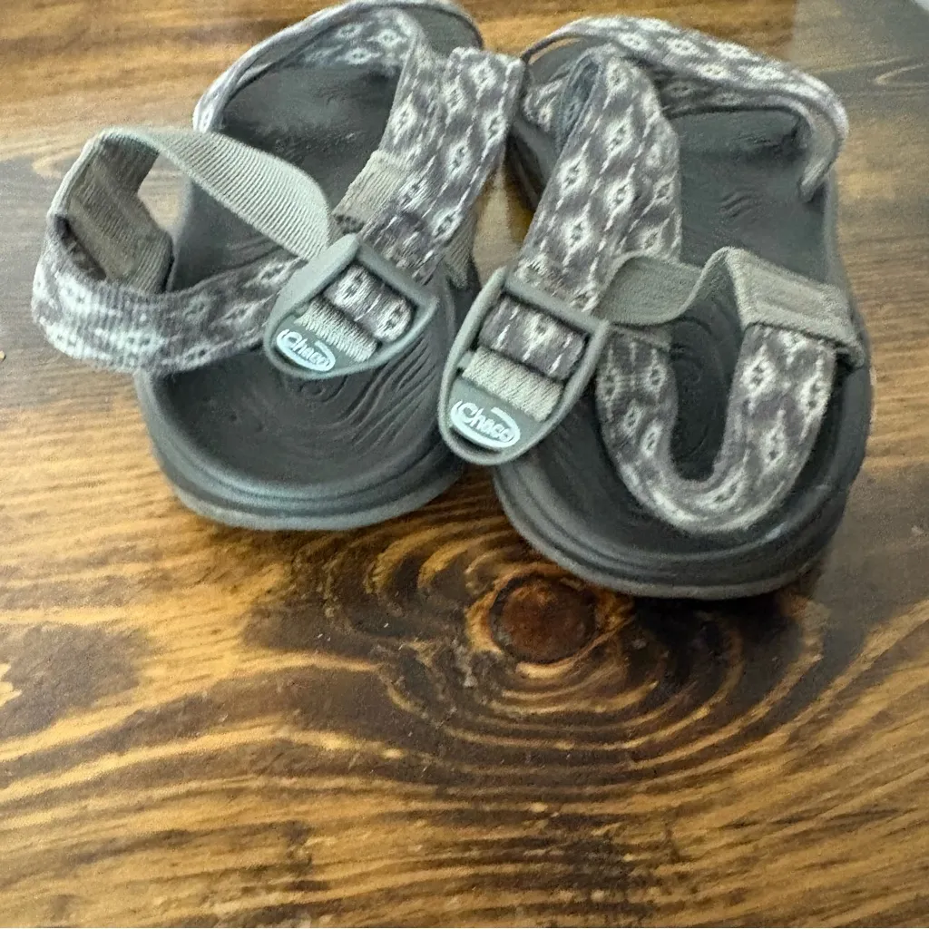 Chacos‎ Gray Sandals Size 10 - Image 7