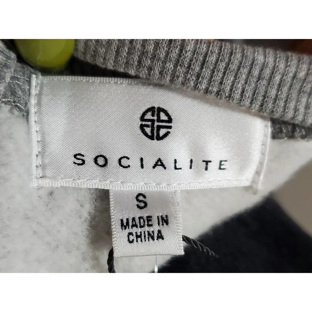 Socialite  Gray Solid Cotton Long Sleeve Cropped Crew Neck Pullover Sweater Small - Image 9