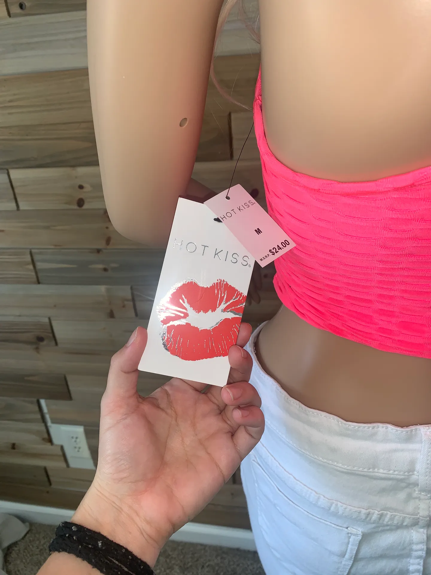 Nwt  Hot Pink Scrunch Athletic Tank Top - Image 2