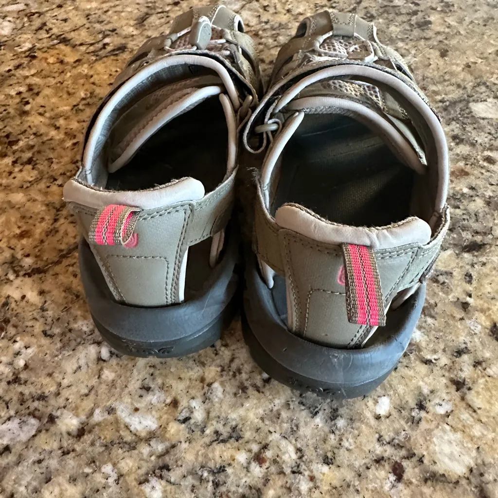 Teva Forebay Sandals Shoes 1001125 Women’s 8 Fisherman Sport Hiking Water Gray - Image 4