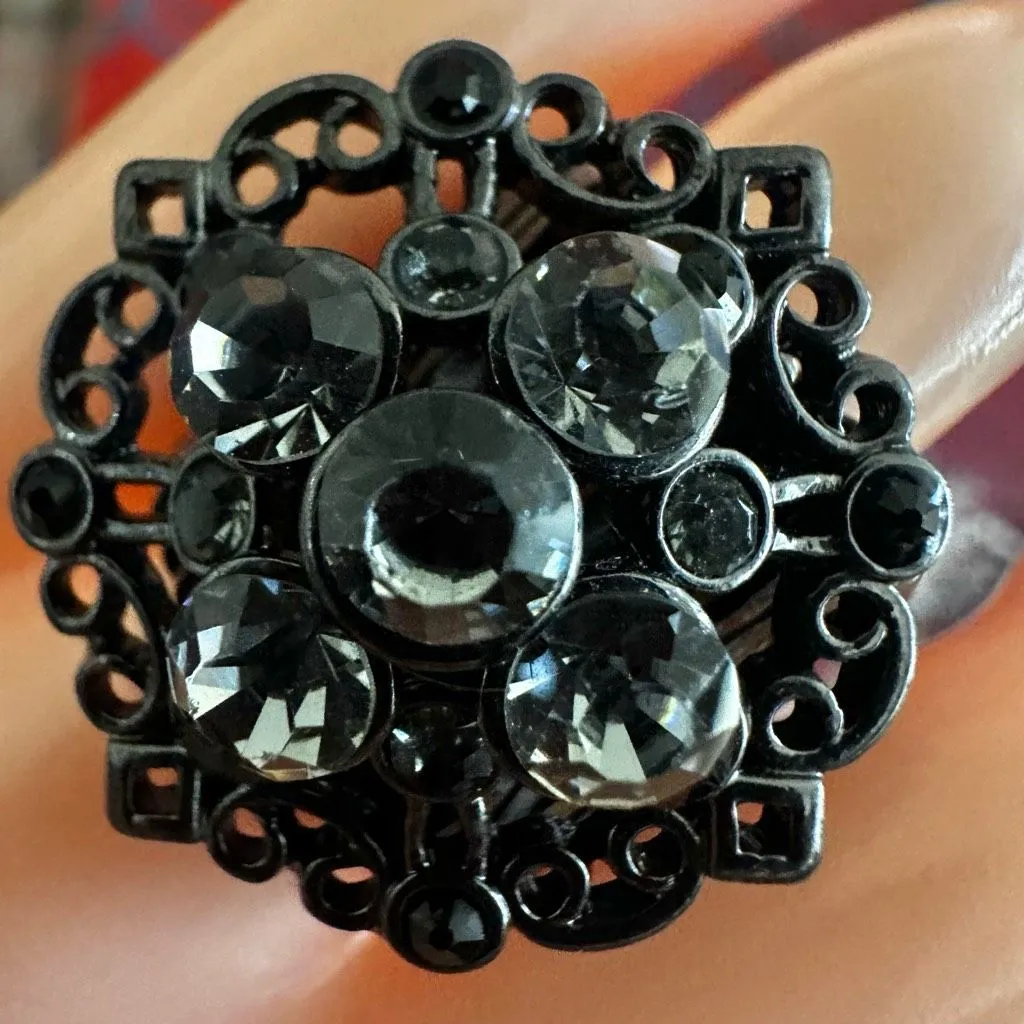 Bold Black Crystal Statement Ring – Adjustable Stretch Band - Image 2