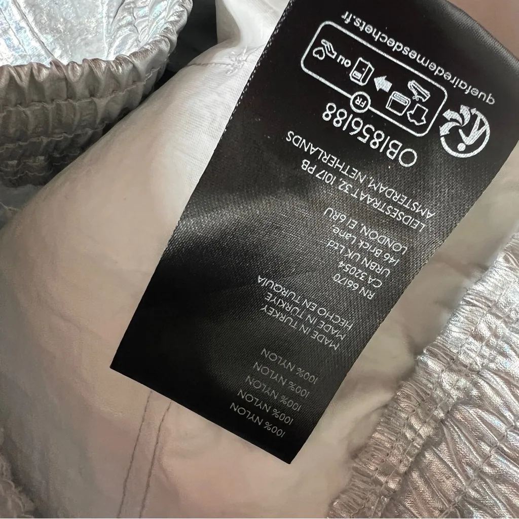 By Anthropologie Metallic Shine Cargo Midi Skirt Silver Small - Image 10