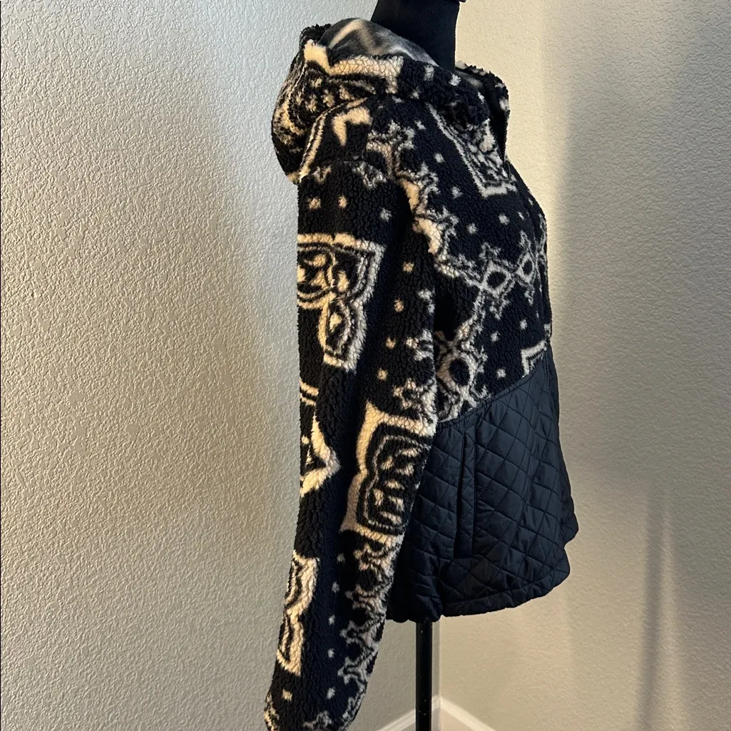 Spyder Black and Cream Fleece  Zip Jacket - Image 3