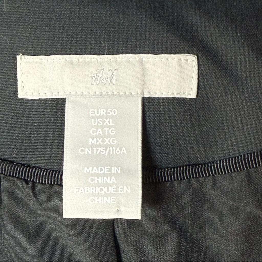 H&M Women's Black Blazer Sz:16 - Image 8