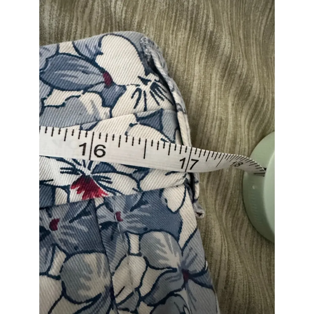 Gap Blue & White Floral High Waist Shorts Size 10 - Image 6