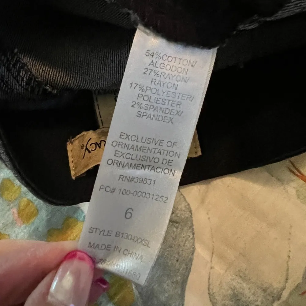 DEMOCRACY 6 “Ab”solution Women's Dark Wash Blue Jeans - Image 4