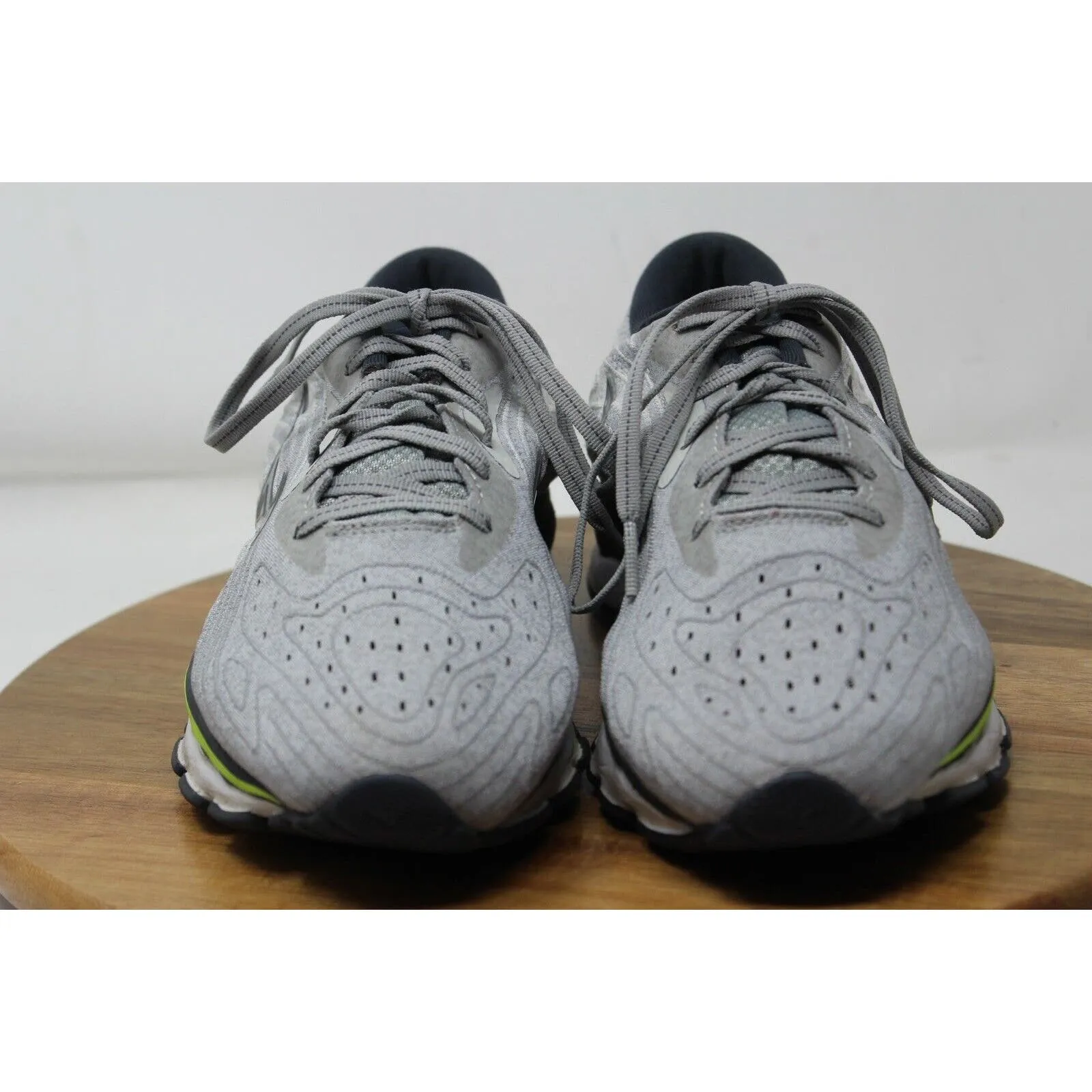 Mizuno Sneakers Womens 9 Wave Sky 6 Running Ultimate Gray Purple 411371 - Image 5