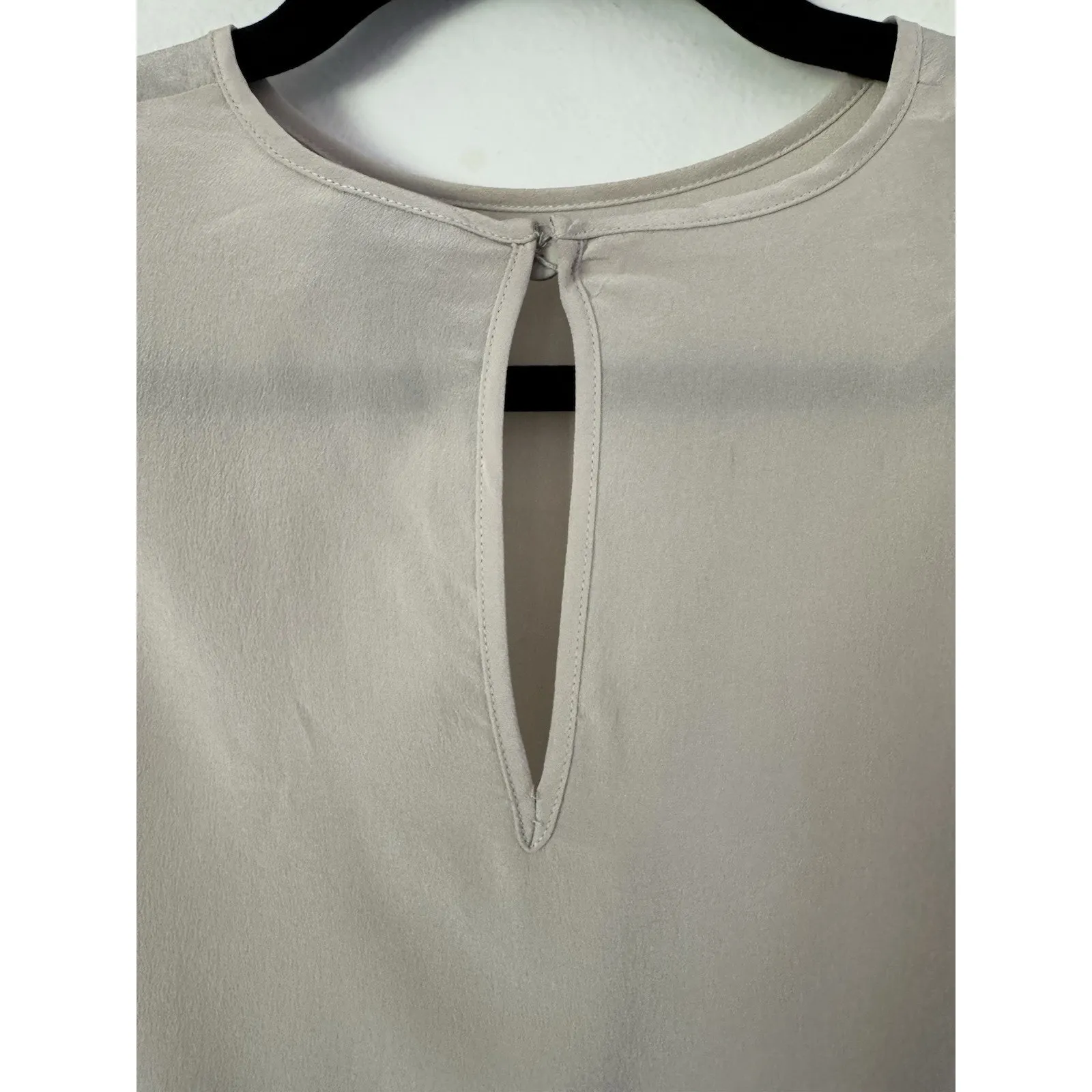 Krizia Silk Blouse Size XS Euro 38 Light Gray Made In Italy - Image 3