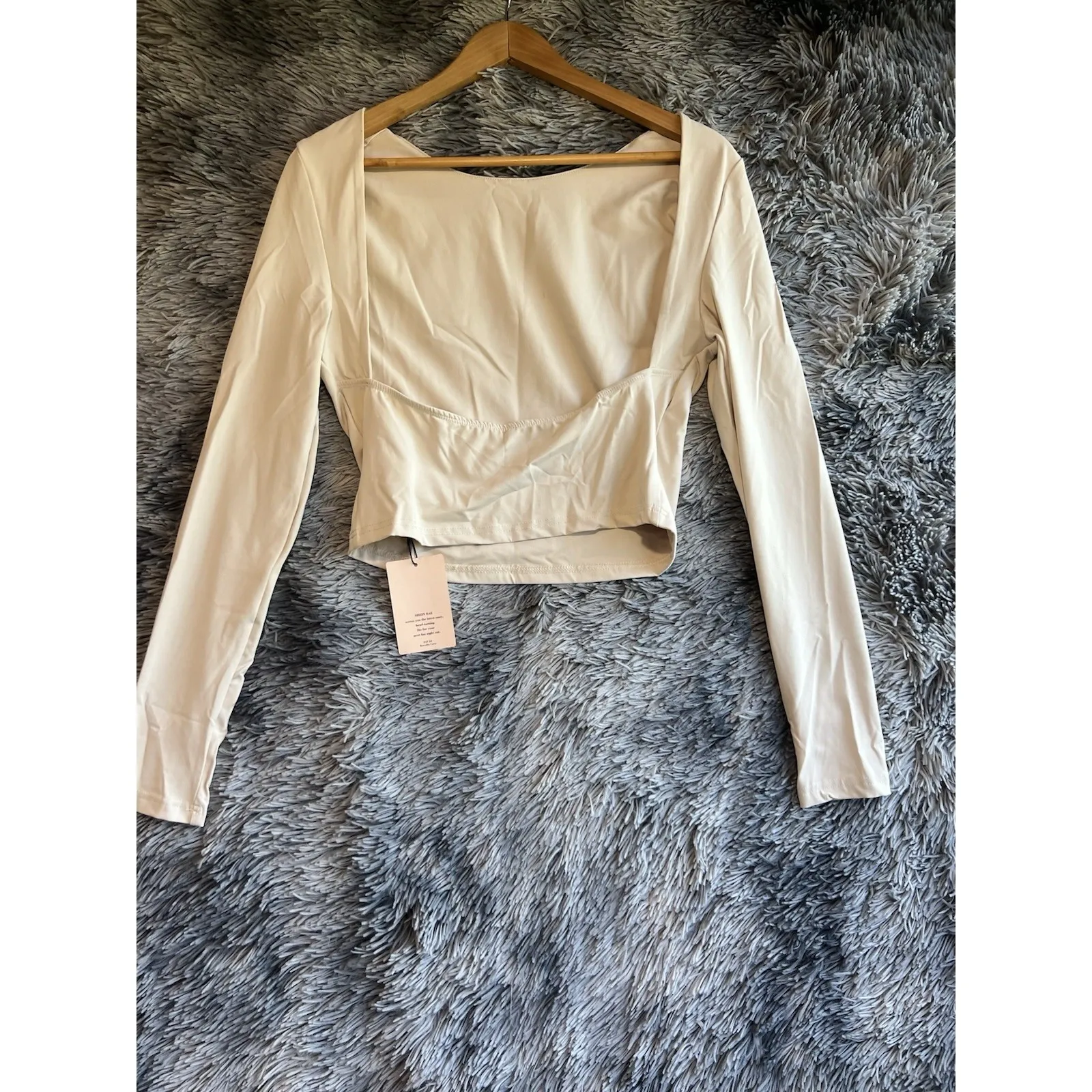 SHEINBAE Cream  Long Sleeve Backless Crop Top L NEW Sexy Slim Fit‎ Stretch Knit. - Image 2