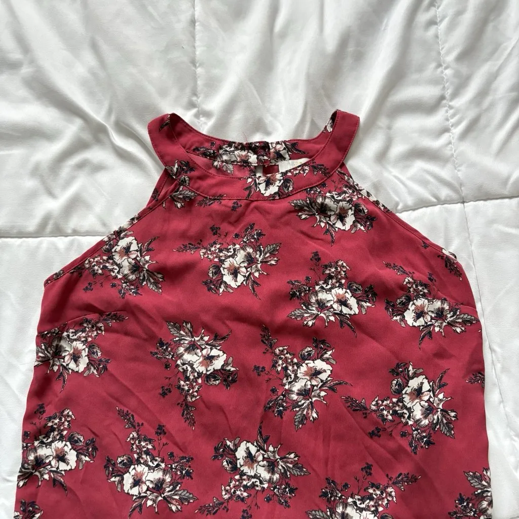 C Womens Size Small Blouse Sleeveless Red White Floral High Neck Layered - Image 2