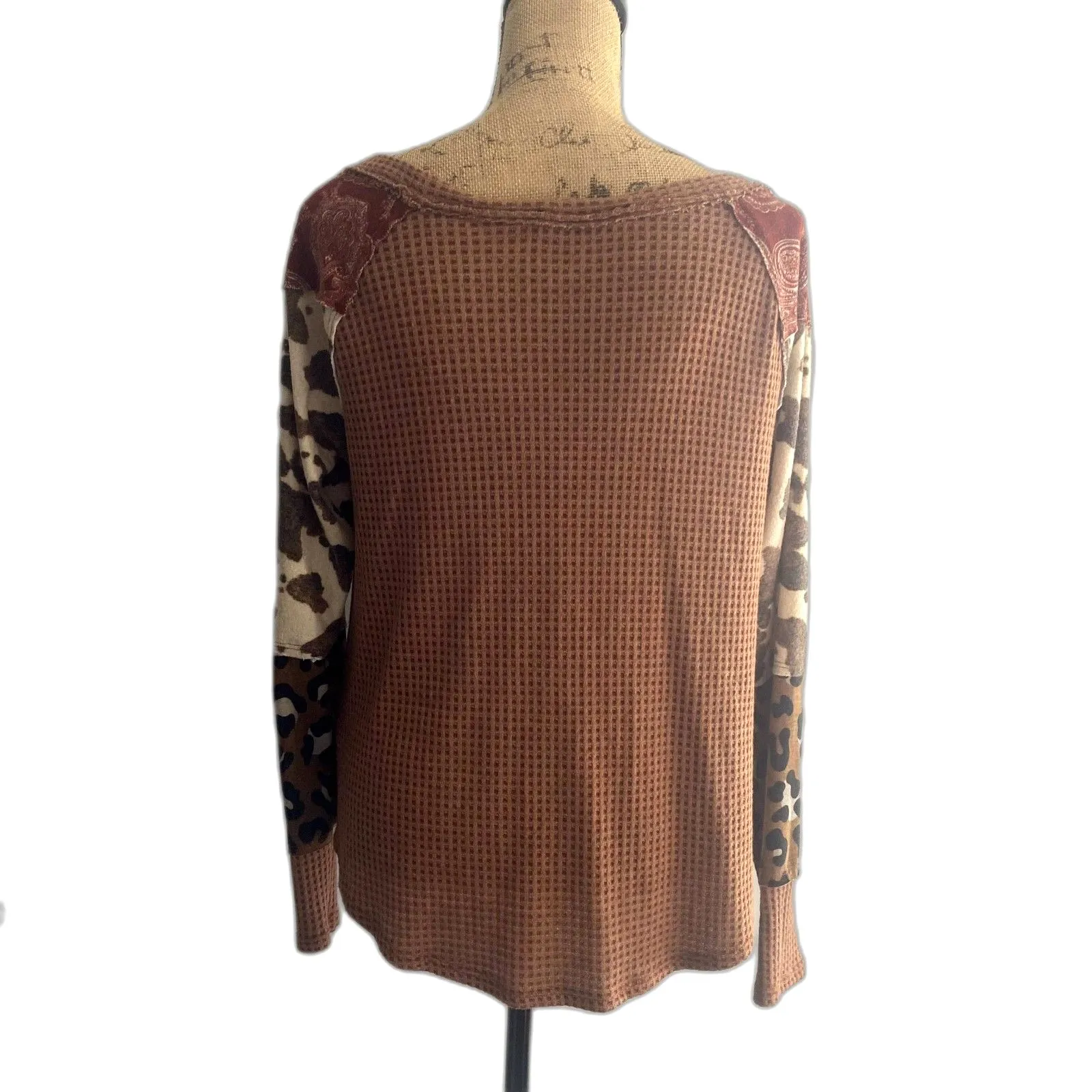 Ces Femme Oversized‎ Waffle Knit Top Mixed Print Cow Leopard Sleeves Size Small Brown - Image 3