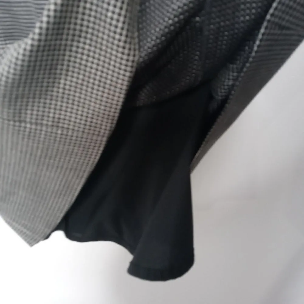 Armani Collezioni sheath  dress with belt size 4 - Image 4