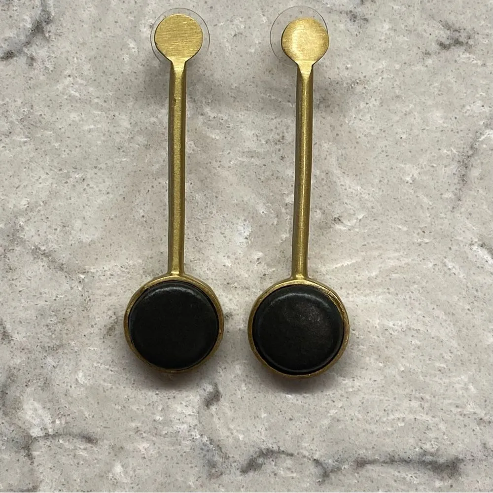 Ink+Alloy Black & Brass Pendulum Earrings NEW - Image 4