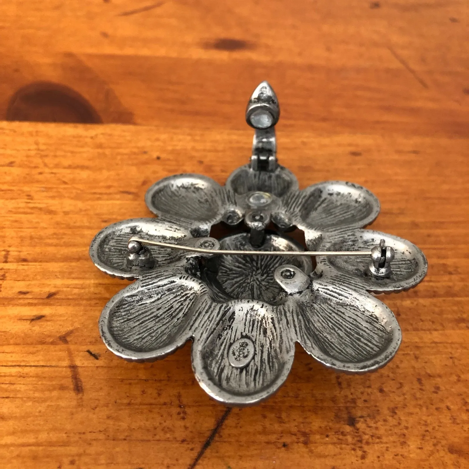 Premier Designs Flower Pendant Brooch Pin White Acrylic Cabochon Vintage NIP - Image 7