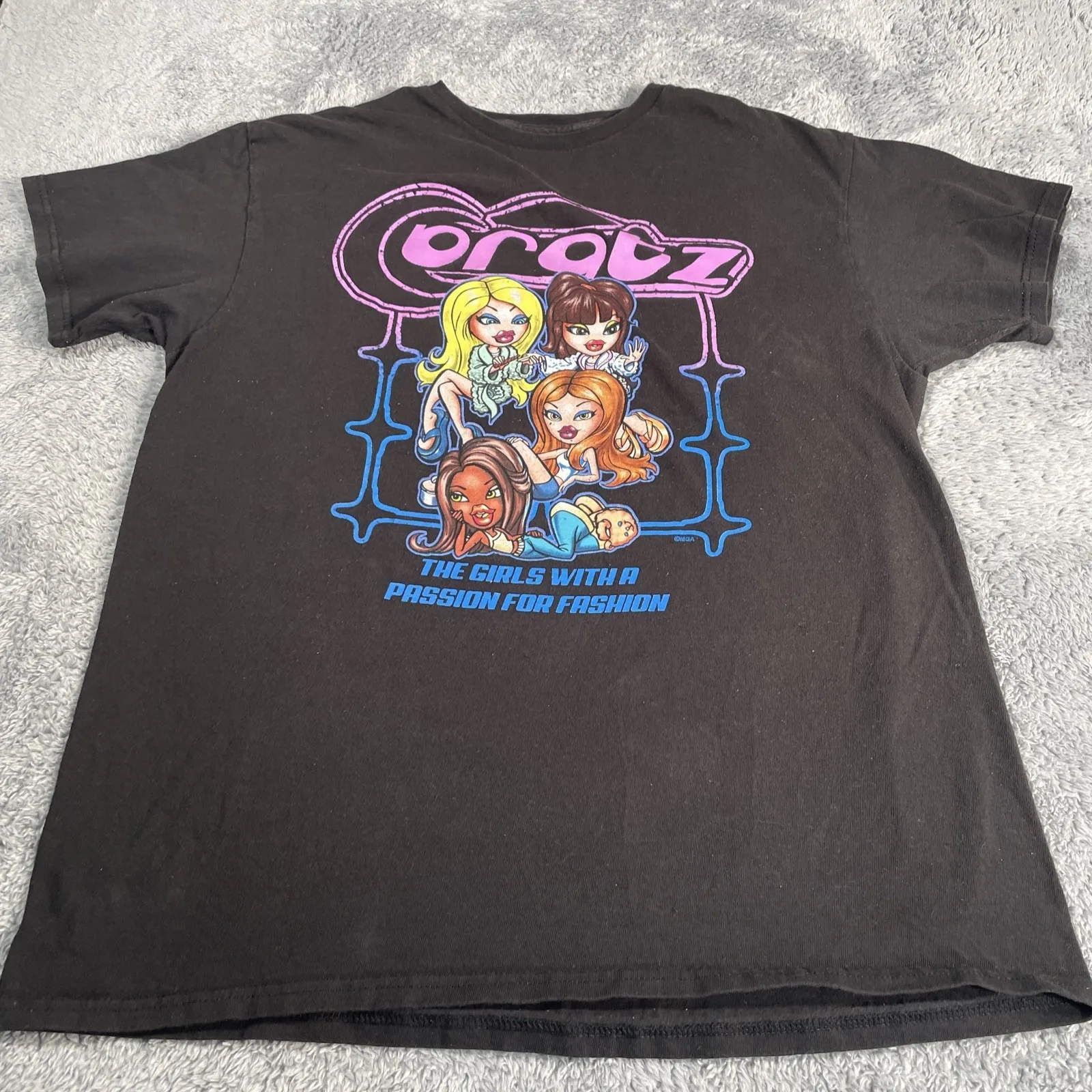 Y2K Tee Shirt SZ L Bratz 2000s Graphic Grunge Fairy Skater Black Neon MGA Size L - Image 5
