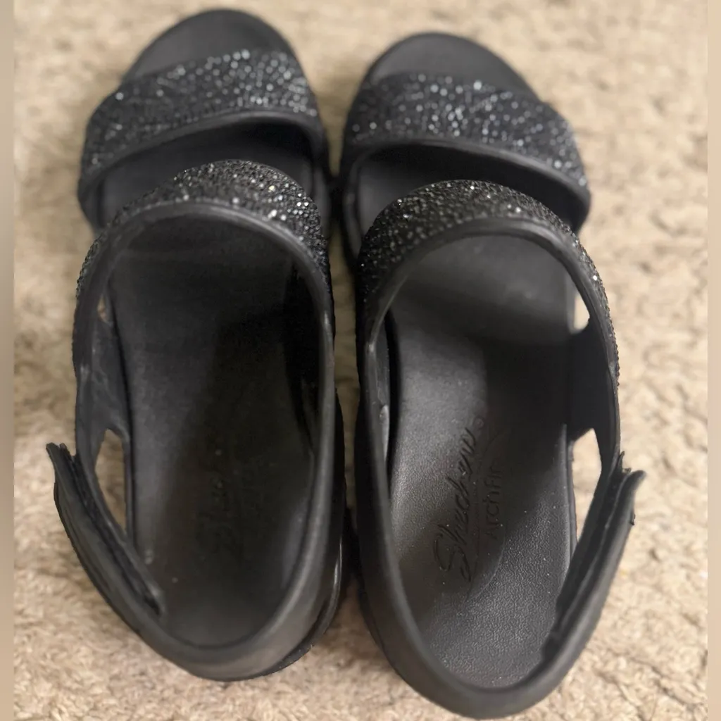 Skechers Foamies Arch Fit Wedge Elegant Black Sandals with Rhinestones - size 8 - Image 3