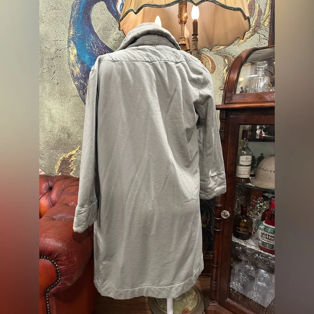 Young Fabulous & Broke light sage green  Puffer cardigan with Quilted Design - Image 3