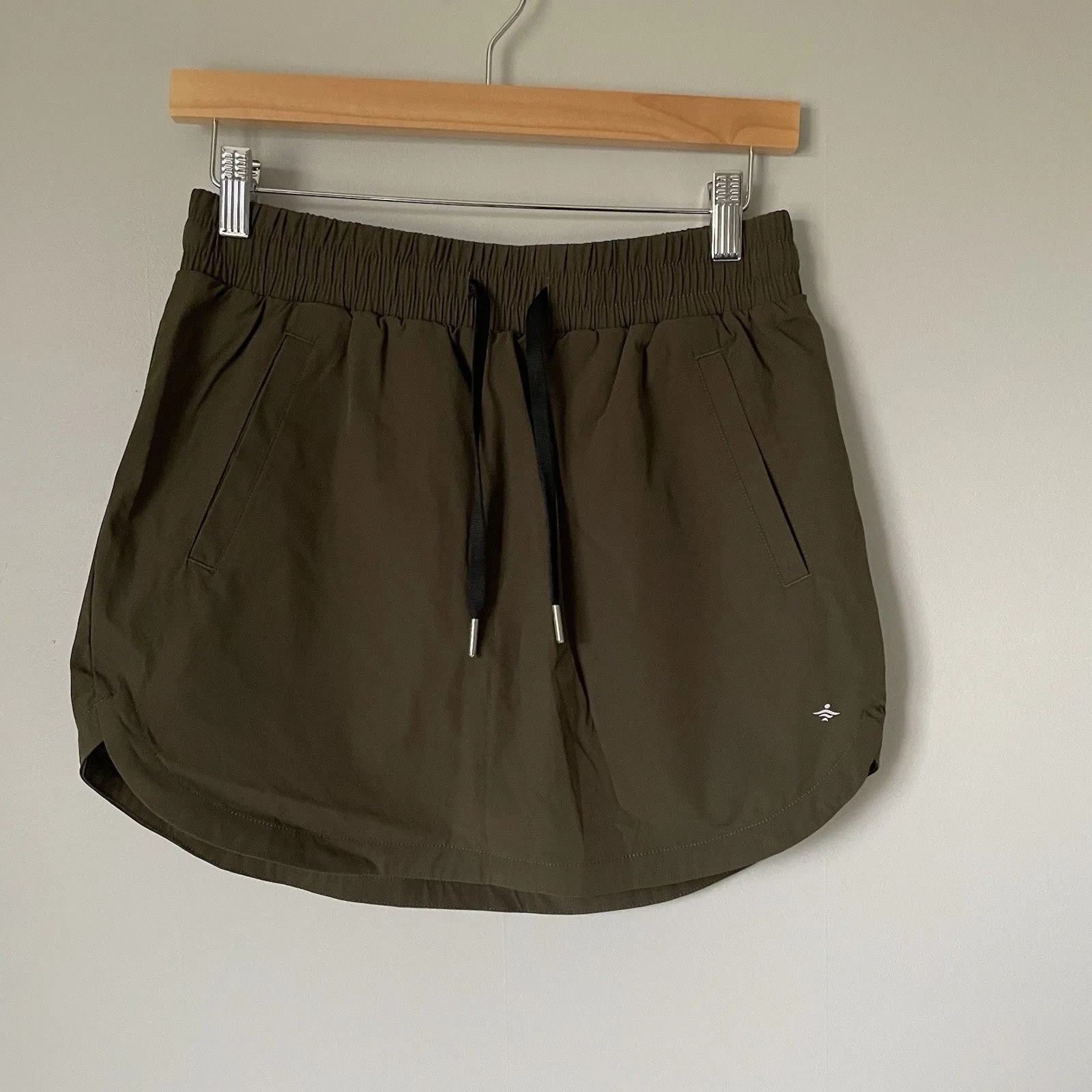 Halara Women's High Waisted Drawstring Pocket 2-in1 Curved Hem Mini Golf Skirt S - Image 4