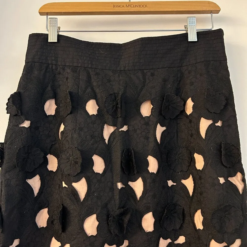 Catherine Malandrino Floral Lace Cut Out Black Pencil Midi Skirt Size 10 - Image 2