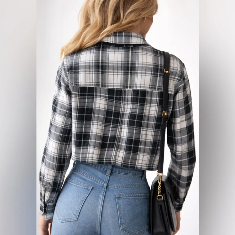 Forever 21 Multi Patchwork Plaid Cropped Flannel Shirt Black White Size M - Image 2