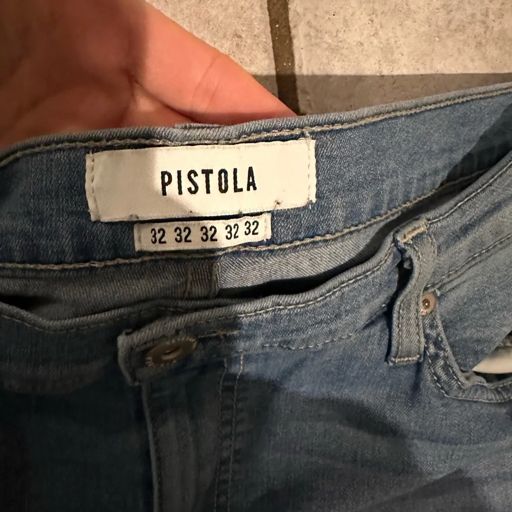 PISTOLA size 32 Gia mid rise super skinny jeans - Image 3