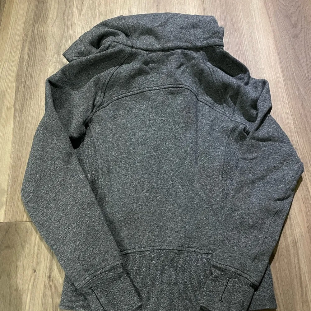 lululemon grey zip up - Image 2