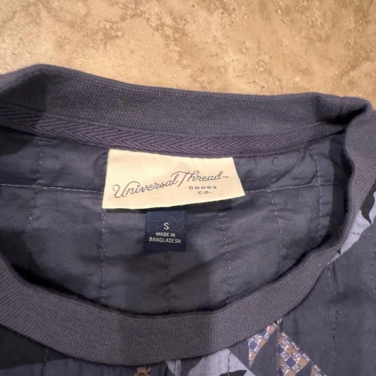 Universal Thread Quilted Patchwork Sweatshirt Small Retro Geometric Crewneck Blue - Image 3