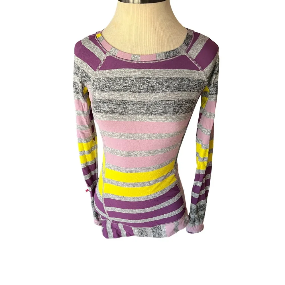 Lululemon Race Your Pace Crew Pullover Yum Yum Berry size 2 - Image 5