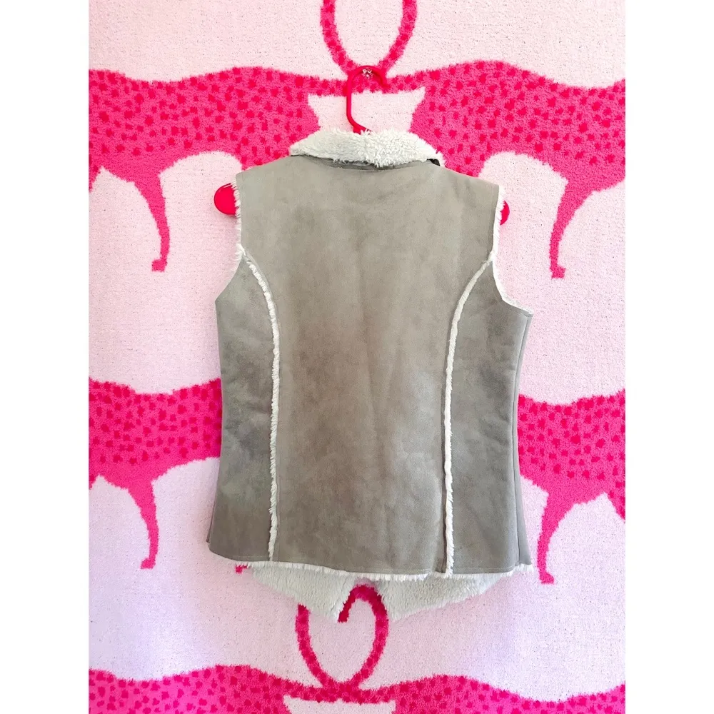 🤍THML Sherpa Vest🤍 - Image 2