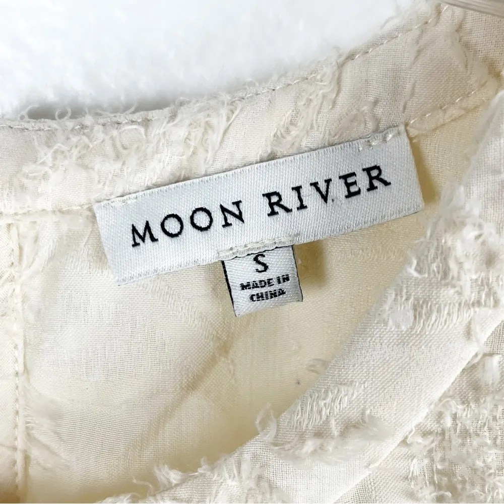 MOON RIVER Cream Crop Raised Polka Dots Lace Trim Sheer Long Sleeves Top Small - Image 3