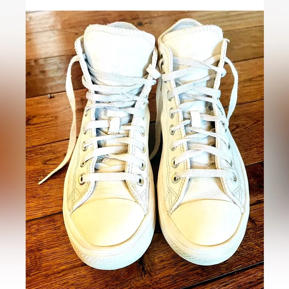 CONVERSE Chuck Taylor Move All Star Platform Leather Sneakers SZ 8 White - Image 2