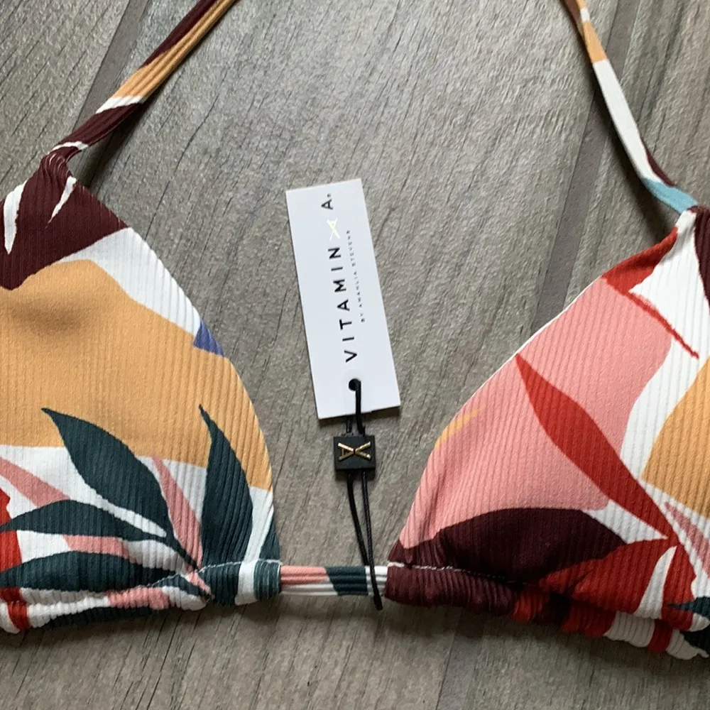 Vitamin A  bikini top - Image 6