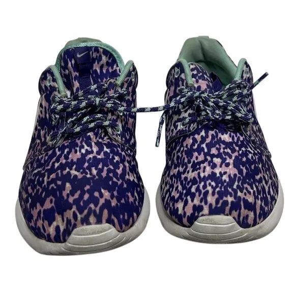 Nike Roshe Women 11 Running Purple Shoes Activewear Sporty‎ Athletic Jog Gym - Image 2