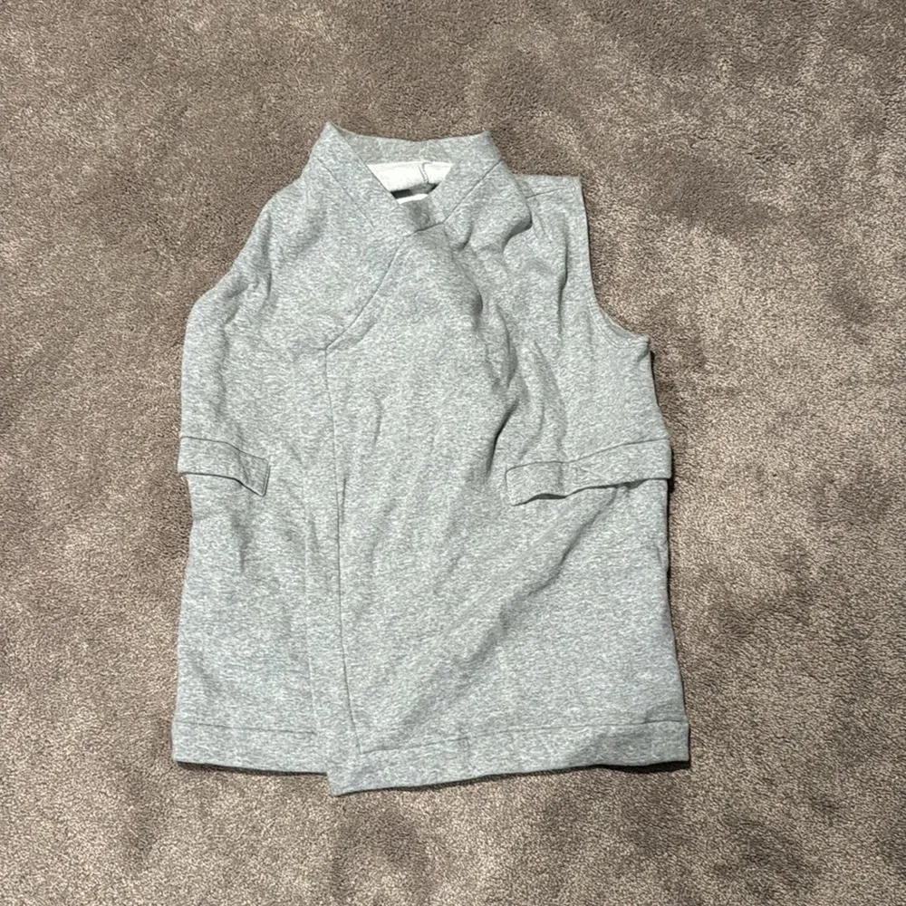 Fabletics Fleece Lined Vest SIZE XS - Image 2