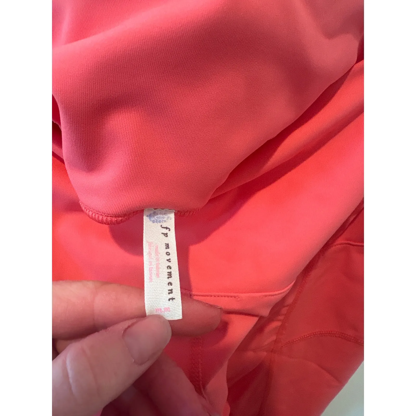 FP Movement Coral Scallop Hem Cropped Leggings Athleisure Workout Capris Pink Size M - Image 3