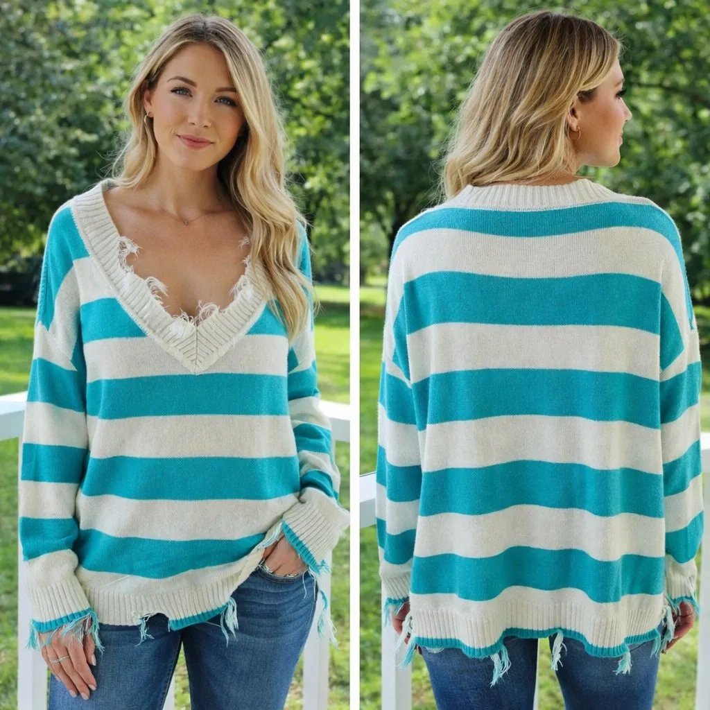 Andree by unit turquoise and white distressed sweater size large - Image 2