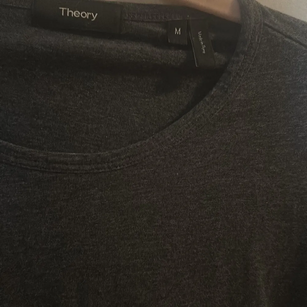 Theory‎ Gray Pima Cotton Long Sleeved Tee Shirt | Medium - Image 3