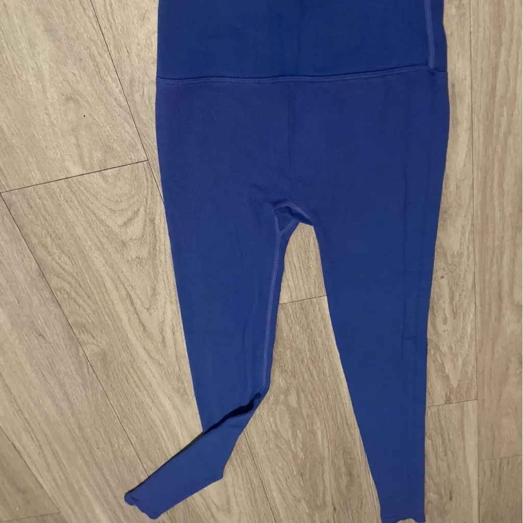 Fabletics Royal Blue Leggings - Image 3