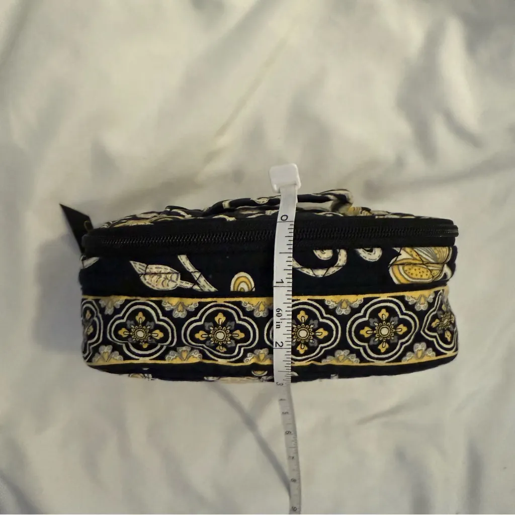 EUC Vera Bradley Fold Out Multi-compartment Cosmetic Bag - Image 6