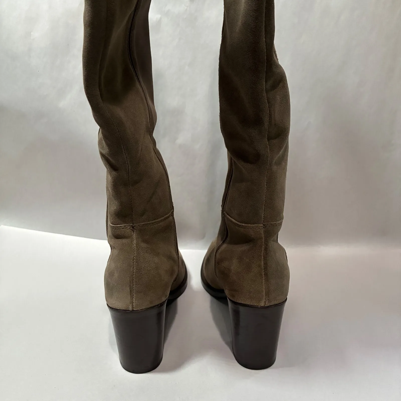 La Canadienne Suede Knee High Boots Block Heel Side Zip Stone Taupe Women's 9.5M Brown Size 9.5 - Image 5
