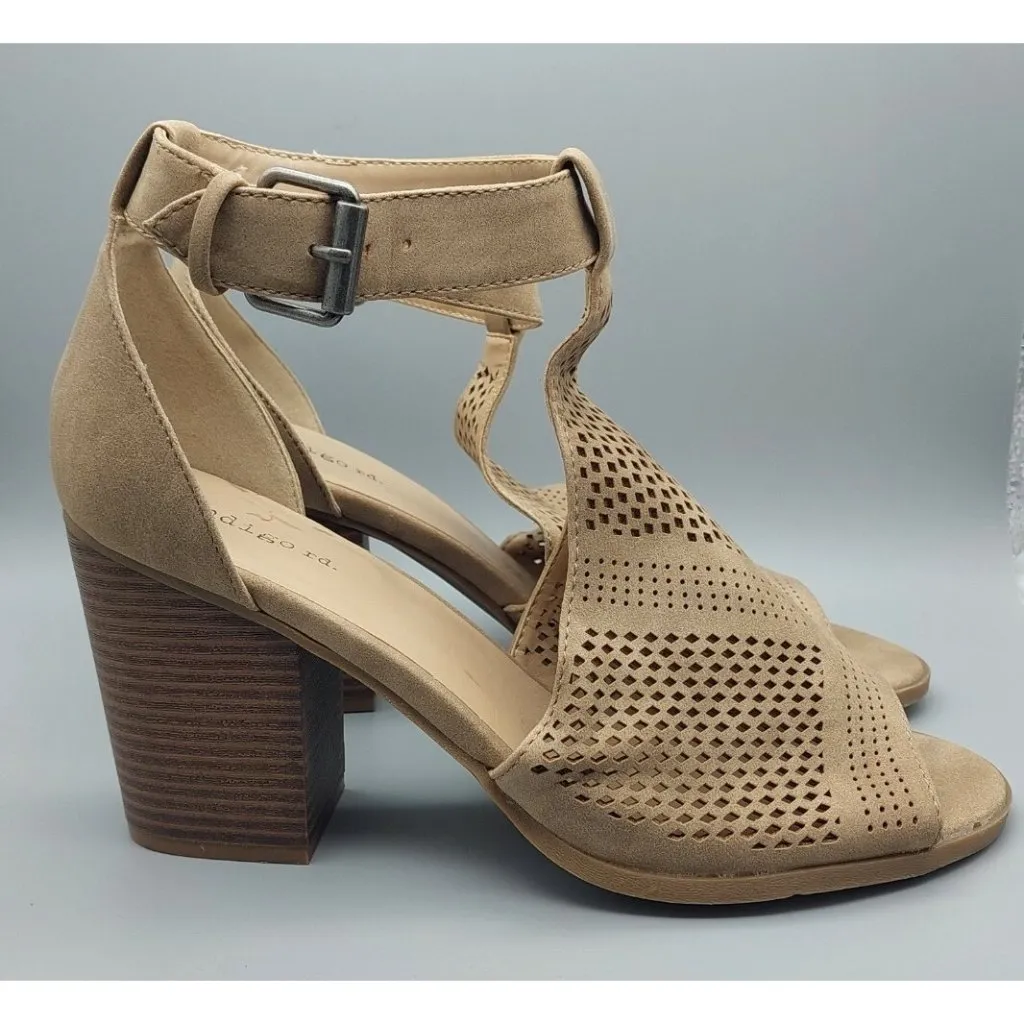 Indigo Rd. Light Brown Nude 3.5" Heels Size 10M Block Heel Eyelets Buckle Strap - Image 4