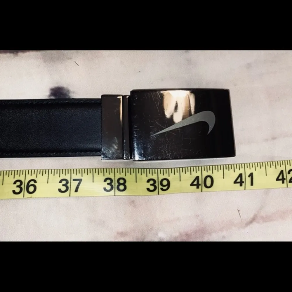 NIKE Logo Belt with metal buckle - Image 7