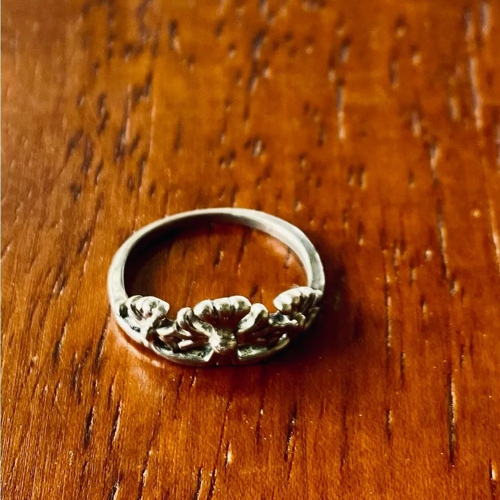 Silver Cross Ring - Image 2