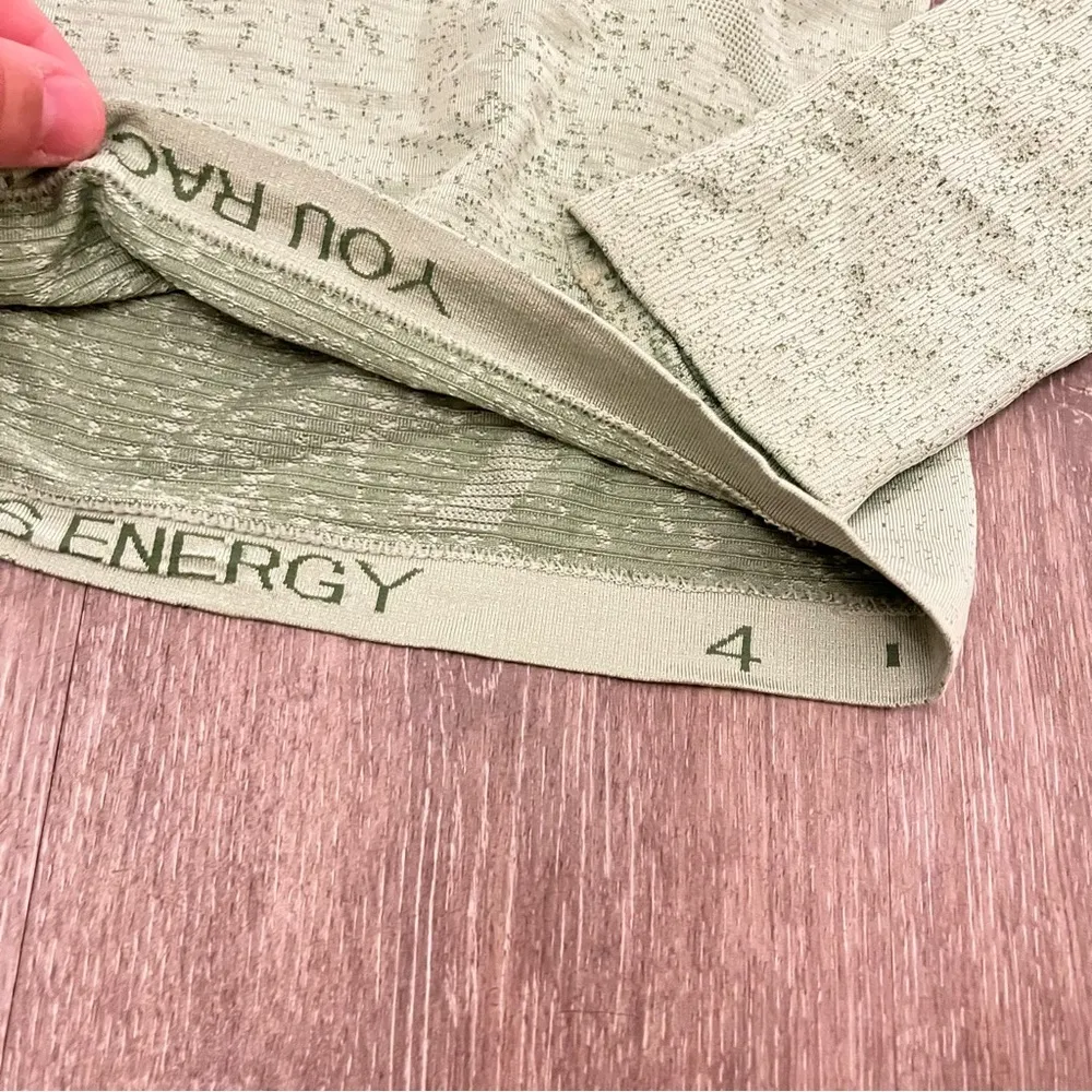 Lululemon Swiftly Tech Long Sleeve Race Length - Image 3